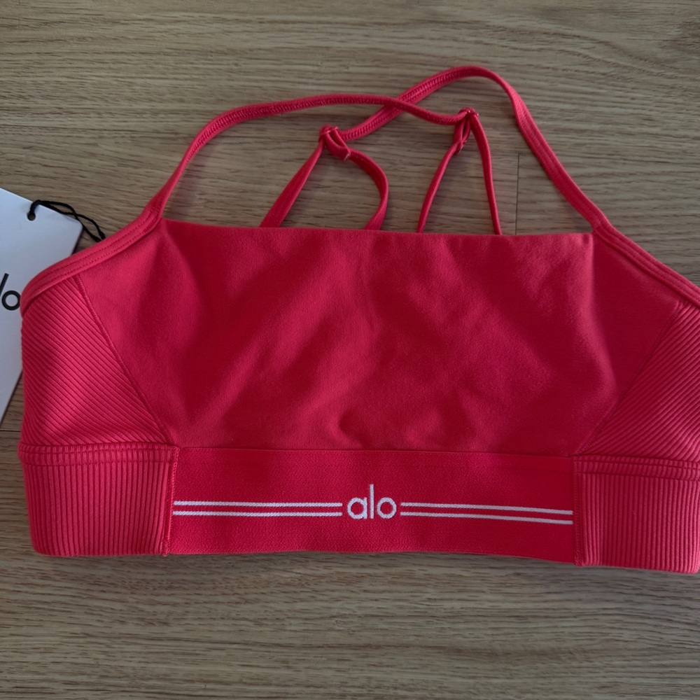 Alo Yoga Alosoft Relay Bra in Candy Red/ White size S- worn once